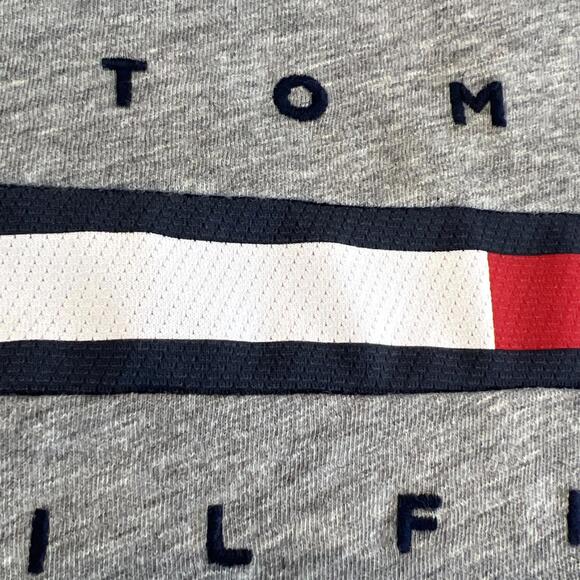 $39 TOMMY HILFIGER RELAXED FIT WOMEN'S T- SHIRT NAVY GREY RED WHITE SIZE Medium - Picture 5 of 9